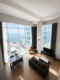 Full Seaview Loft 2BR Maritime Suites Near George Town Penang - 9