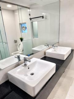 Full Seaview Loft 2BR Maritime Suites Near George Town Penang - 1
