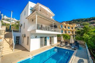 Villa Kumru Luxury Vacation Experience with a Sea View in Kalkan - 9