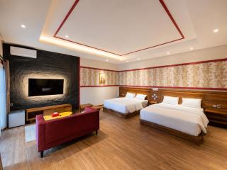 C Family Hotel - 8