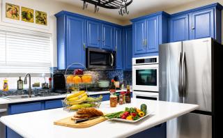 Newly renovated 3 Bedroom house near premium outlets , restaurant's in Allen - 1