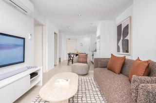 LaneStay - CBD 2BR Living Near Melbourne Central - 1