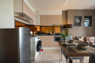 Wander - Ekkamai - Balcony, Pool, Gym, Full Kitchen - 7
