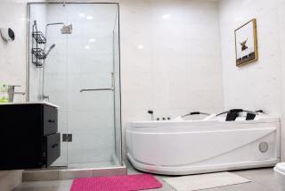 Cozy 2bd Home modern Comforts, Alexa, Solar system - 8