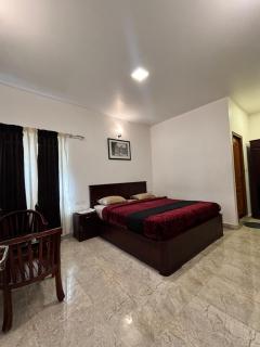 Green woods stays - 2
