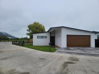 Stylish townhouse - 1