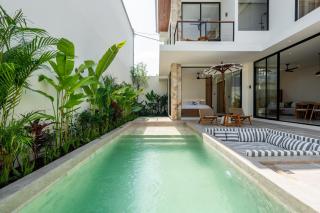 Nimizz - Arcadia 10 - 3BR Modern Mediterranean Private Pool Villa with Rice Field Views near Kedungu - 3