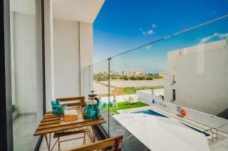 SunnyVillas 4BR New Villa Private Pool in Pernera - 1