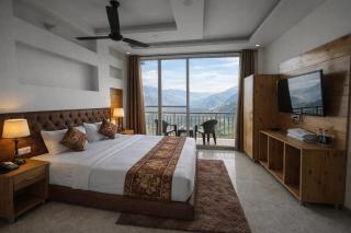 Hotel The Nature Heaven, Mussoorie - Affordable Luxury Stay in Mussoorie with Mountain View - 0