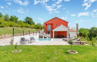 Gorgeous Home In Sinj With Private Swimming Pool, Can Be Inside Or Outside - 2