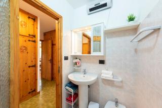 Armonia Apartment - Happy Rentals - 4