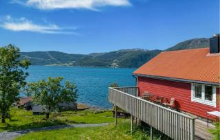 2 Bedroom Stunning Home In Davik - 1