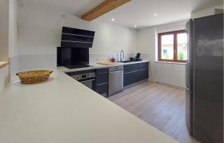 Lovely Home In L'éguille Sur Seudre With Wifi - 6