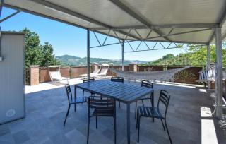 3 Bedroom Amazing Home In Bisenti - 9