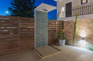The Red Nest Villa - 5