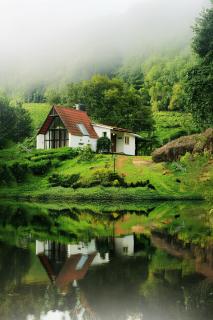 Farmstay in ചില്ലുകൂടാരം at Les Domki et al. - 0