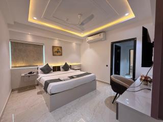 HOTEL SOWJANYA ELITE - 1