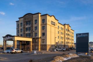 Radisson Hotel Edmonton Airport - 9