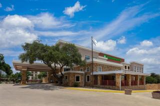 Wyndham Garden San Antonio Airport - 9
