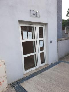 Studio in recent residence - 1