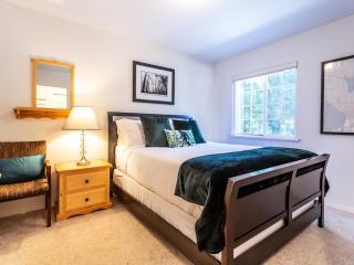Yverin Muse Cabin - Glacier - 1