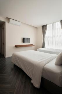 Len Hotel - 6
