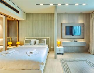 Skyline Indulgence – Jacuzzi Balcony in Business Bay 1102 - 0