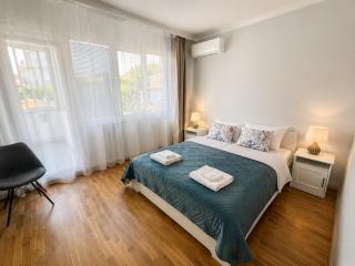 3BR Promenade Residence - 2