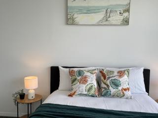 Stunning City View Suites - 1