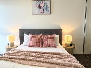 Stunning City View Suites - 8