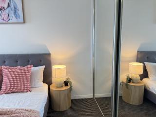 Stunning City View Suites - 7