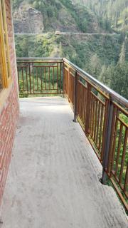 Himalyan Kitchen & Stay - 9