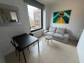 Melbourne City Unit - City Views - 7