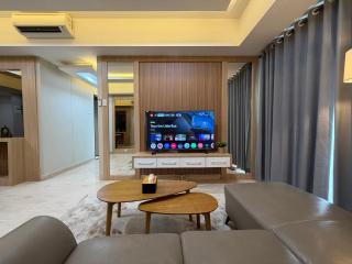 Apartment Podomoro Tower Empire 3BR New Renovated Direct Mall - 8