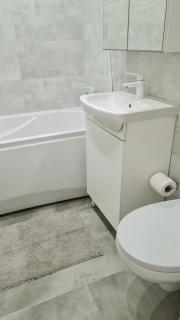 Boarder City Center Apartment, Võidu tn 5, Apt 16, 4th Floor, Narva - 7