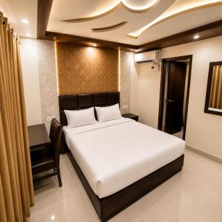 Mount City Park Hotel Madiwala - 1