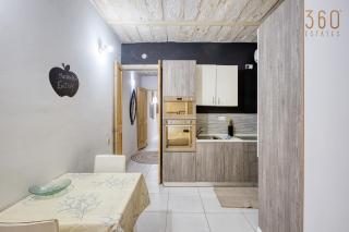 Charming 1BR Townhouse Apartment, Valletta Old City - 1