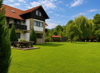 Garden Retreat - 1