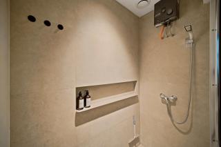 Oku Suites Bandung - 3