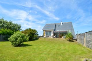 La maison penchée, avec jardin à 50m de la plage - 0