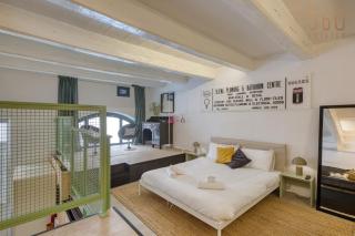The Sliema 1BR home, steps from Seafront - 8