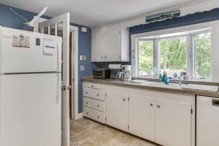 Walk to Beaches! Waterfront Hyannis Gem w/ Sunroom - 6