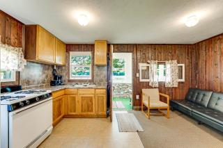 Pet-Friendly Bass Lake Cabin: Beach & Boat Dock - 7