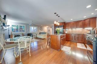 4 Mi to Waterfront & Wineries! Quiet Getaway - 5