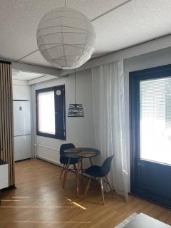 Cozy One-Bedroom Apartment Near Forest and Lake in Tampere - 2