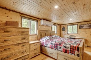 Secluded Cabin w/ UTV Trail Access in Harshaw! - 5