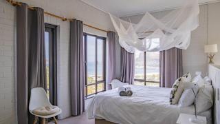 Sunset Bay Stay - 1