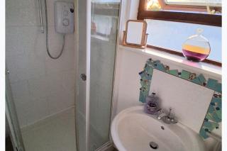 Porthleven Studio Sleeps 3 Patio & Beach Access - 8