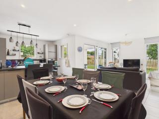 Maison tout confort, jardin & piscine chauffée - 1