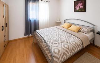 2 Bedroom Pet Friendly Apartment In Vir - 7